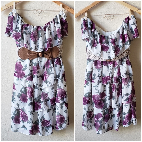 Rue21 Dresses & Skirts - Fluttery floral springtime dress